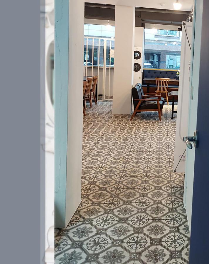 Blau Guesthouse Γκιονγκγού Εξωτερικό φωτογραφία