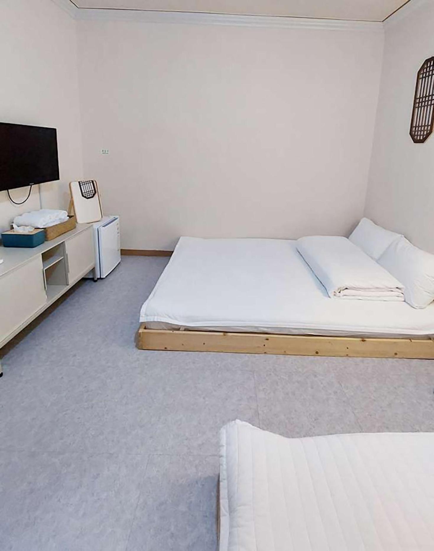 Blau Guesthouse Γκιονγκγού Εξωτερικό φωτογραφία