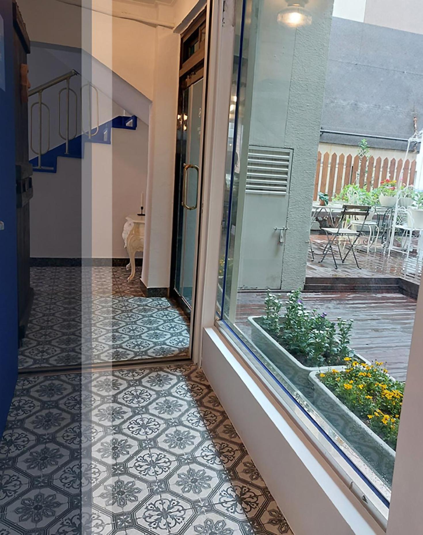 Blau Guesthouse Γκιονγκγού Εξωτερικό φωτογραφία