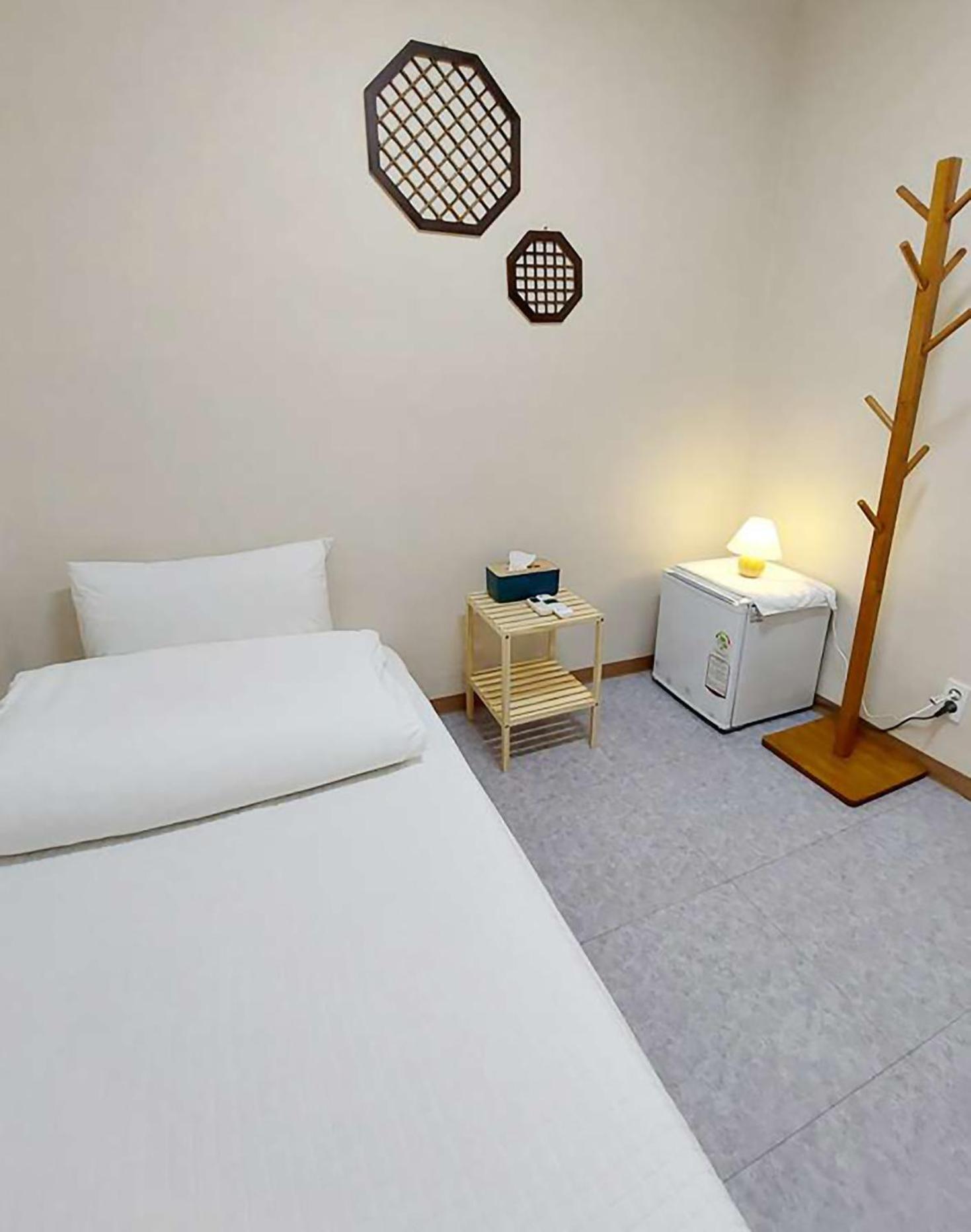 Blau Guesthouse Γκιονγκγού Εξωτερικό φωτογραφία